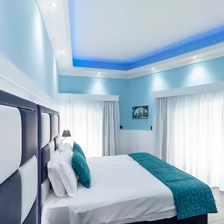 The One Boutique & (adults Only) Отель 4*